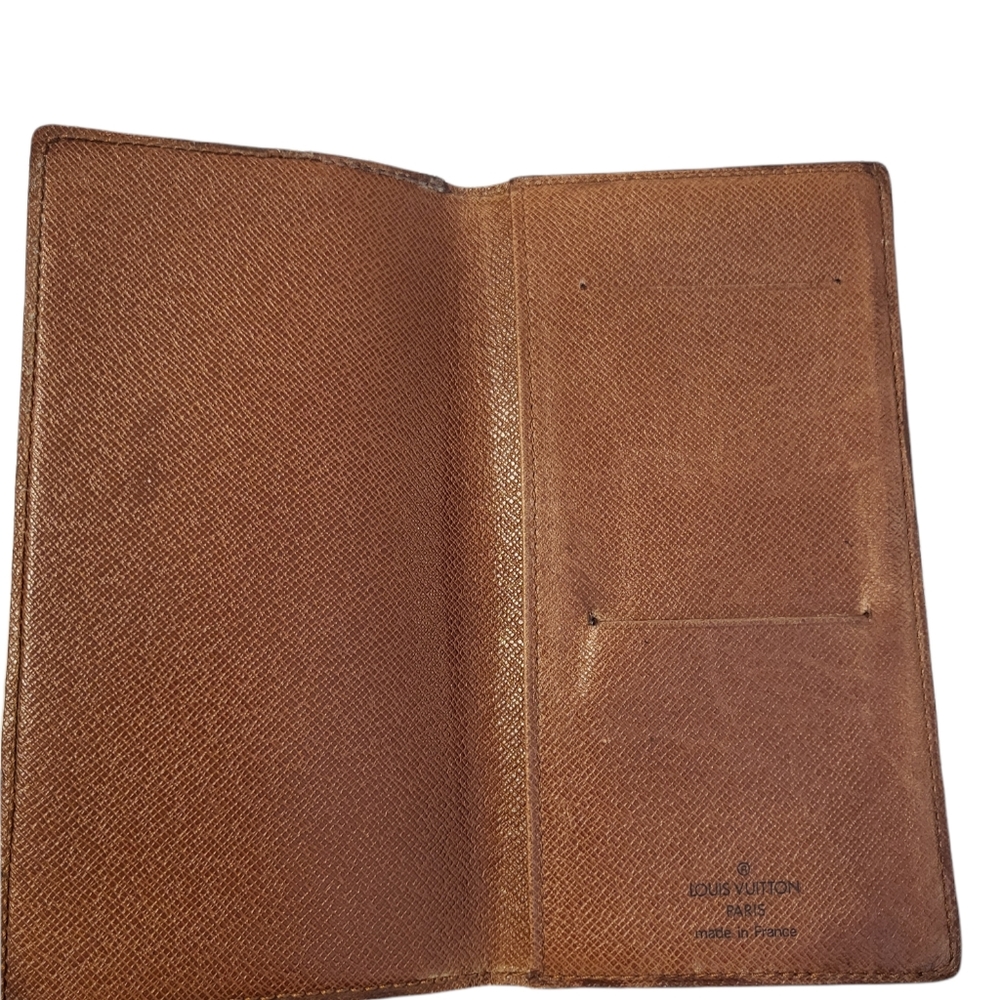 ❗️SOLD❗️Louis Vuitton Wallet COA Included - Picture 8 of 10